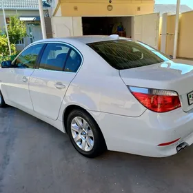 BMW E60 2004