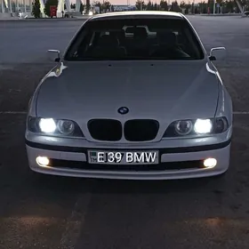BMW E39 1998