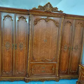 Gigant spalni komplekt