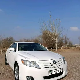 Toyota Camry 2011
