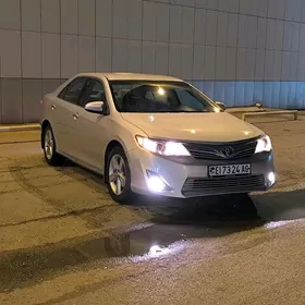 Toyota Camry 2012