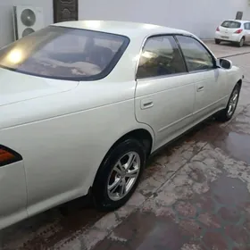 Toyota Mark II 1995