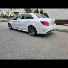Mercedes-Benz C300 2015