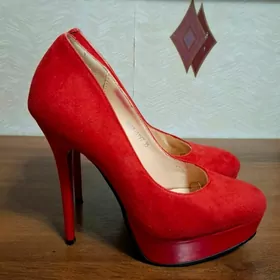 Женские туфли З5 размер 