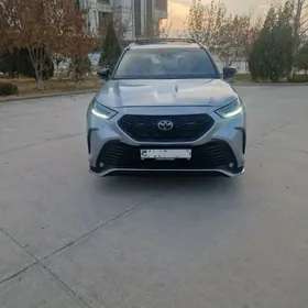 Toyota Highlander 2023