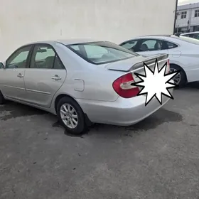 Toyota Camry 2004