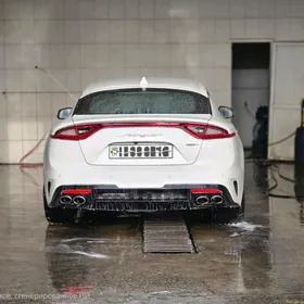 Kia Stinger 2020