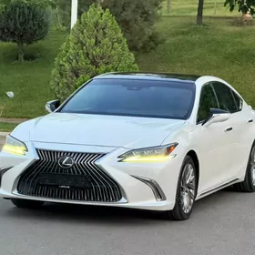 Lexus ES 350 2019