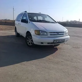 Toyota Sienna 2000