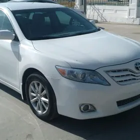 Toyota Camry 2010