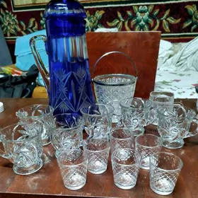 Посуда разная.