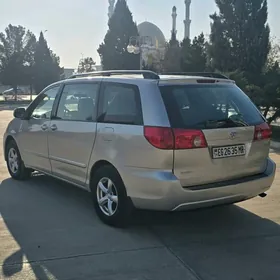 Toyota Sienna 2008