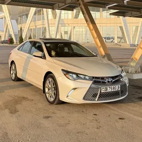 Toyota Camry 2016