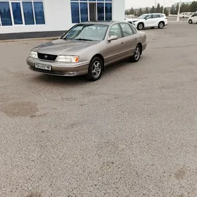 Toyota Avalon 1999