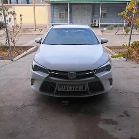 Toyota Camry 2016
