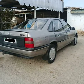 Opel Vectra 1989