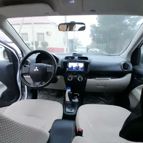 Mitsubishi Lancer 2013