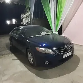 Toyota Camry 2011