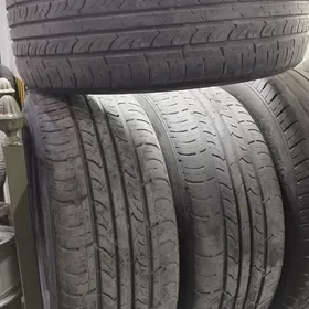 215 55 16 TEKER roadstone