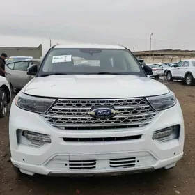 Ford Explorer 2022