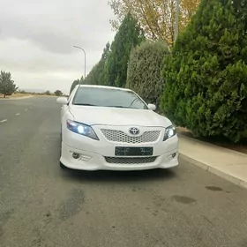 Toyota Camry 2010
