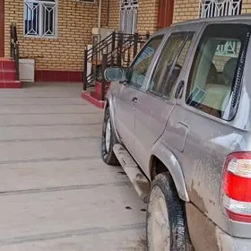 Nissan Pathfinder 2003