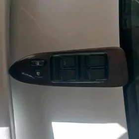 Toyota Cresta aÿna padÿomnik