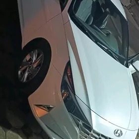 Hyundai Elantra 2021