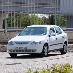 Opel Astra 2000