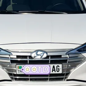 Hyundai Elantra 2020