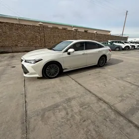 Toyota Avalon 2020
