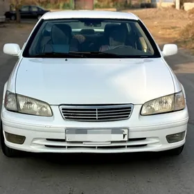 Toyota Camry 2000