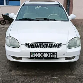 Hyundai Sonata 2000