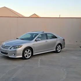 Toyota Camry 2011