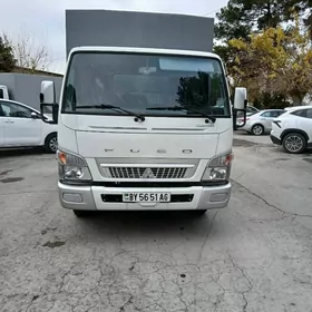 Mitsubishi Canter 2025