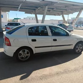 Opel Astra 2000