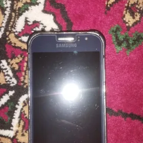 Samsung J1 ace