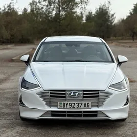 Hyundai Sonata 2021