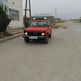 Lada Niva 1985
