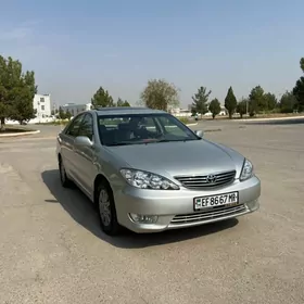Toyota Camry 2005