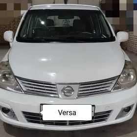 Nissan Versa 2010