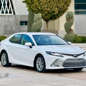 Toyota Camry 2022