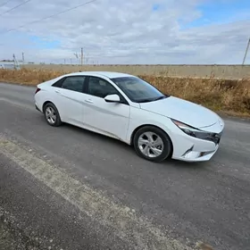 Hyundai Elantra 2021