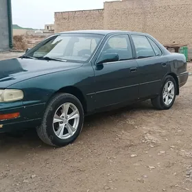 Toyota Camry 1993