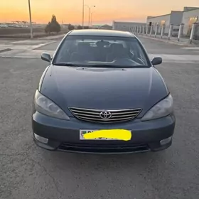Toyota Camry 2005