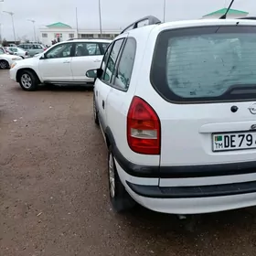 Opel Zafira 1999