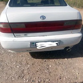Toyota Corona 1993