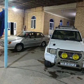 Mitsubishi Pajero 1996