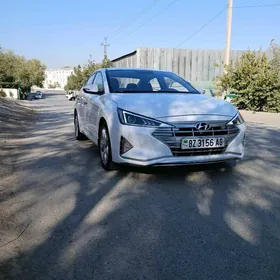 Hyundai Elantra 2019