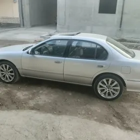 Infiniti I30 1998